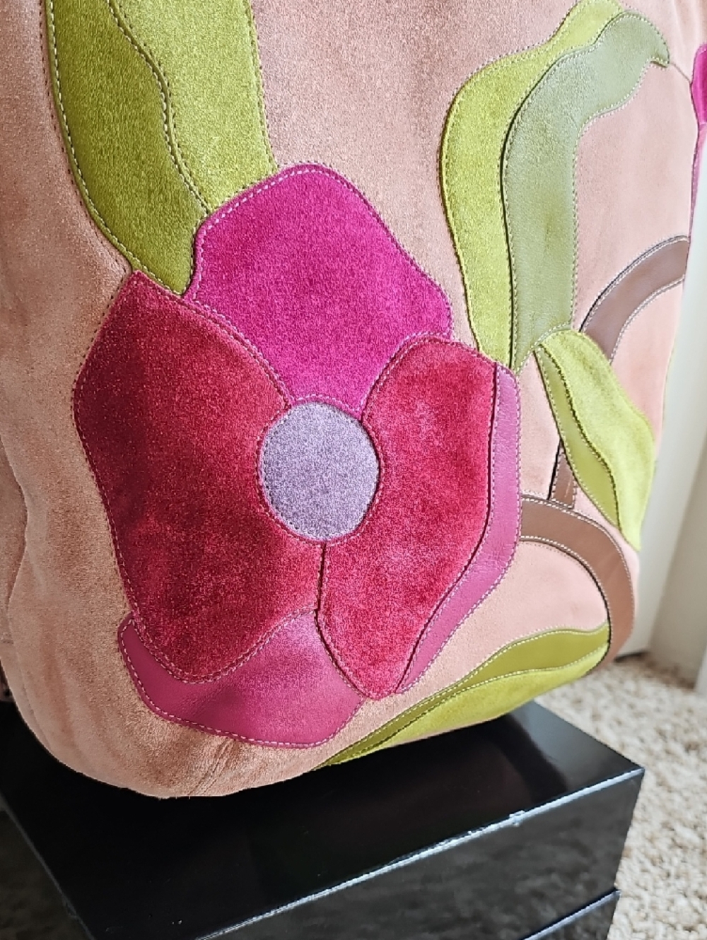 Coach Vintage 06 Limited Edition "Poppies for Peace" Suede Tote Pink/Multi - Picture 10 of 14